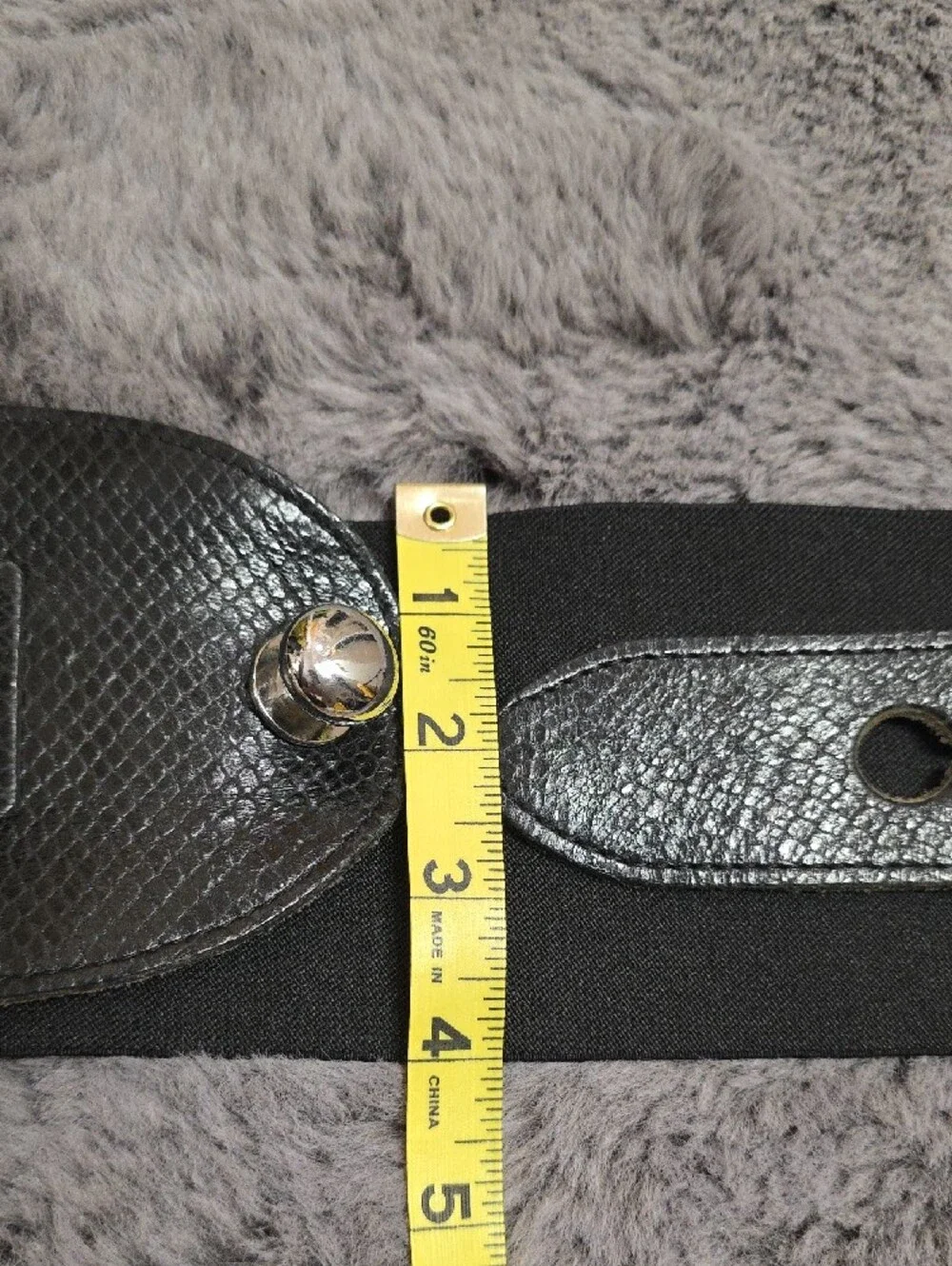Express Black Leather Stretch Waist Belt  Silver Accent 3 Adjusts Small Medium